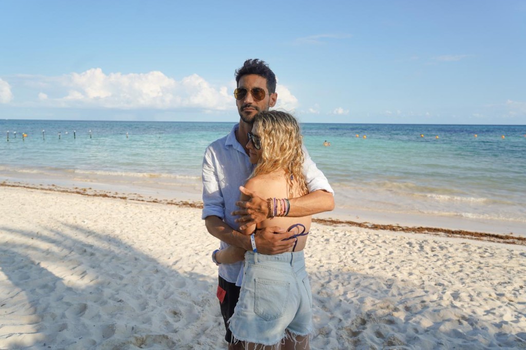 Pareja en la playa